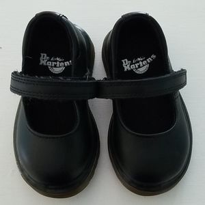 Dr. Martin Maryjane Black toddler